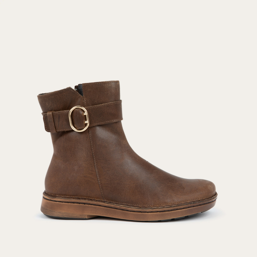 Truffle Brown Leather,35