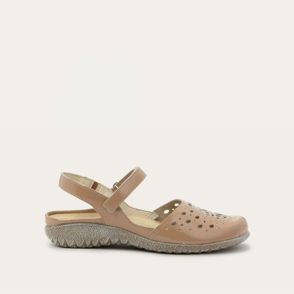 Camel Crinkle Patent,35