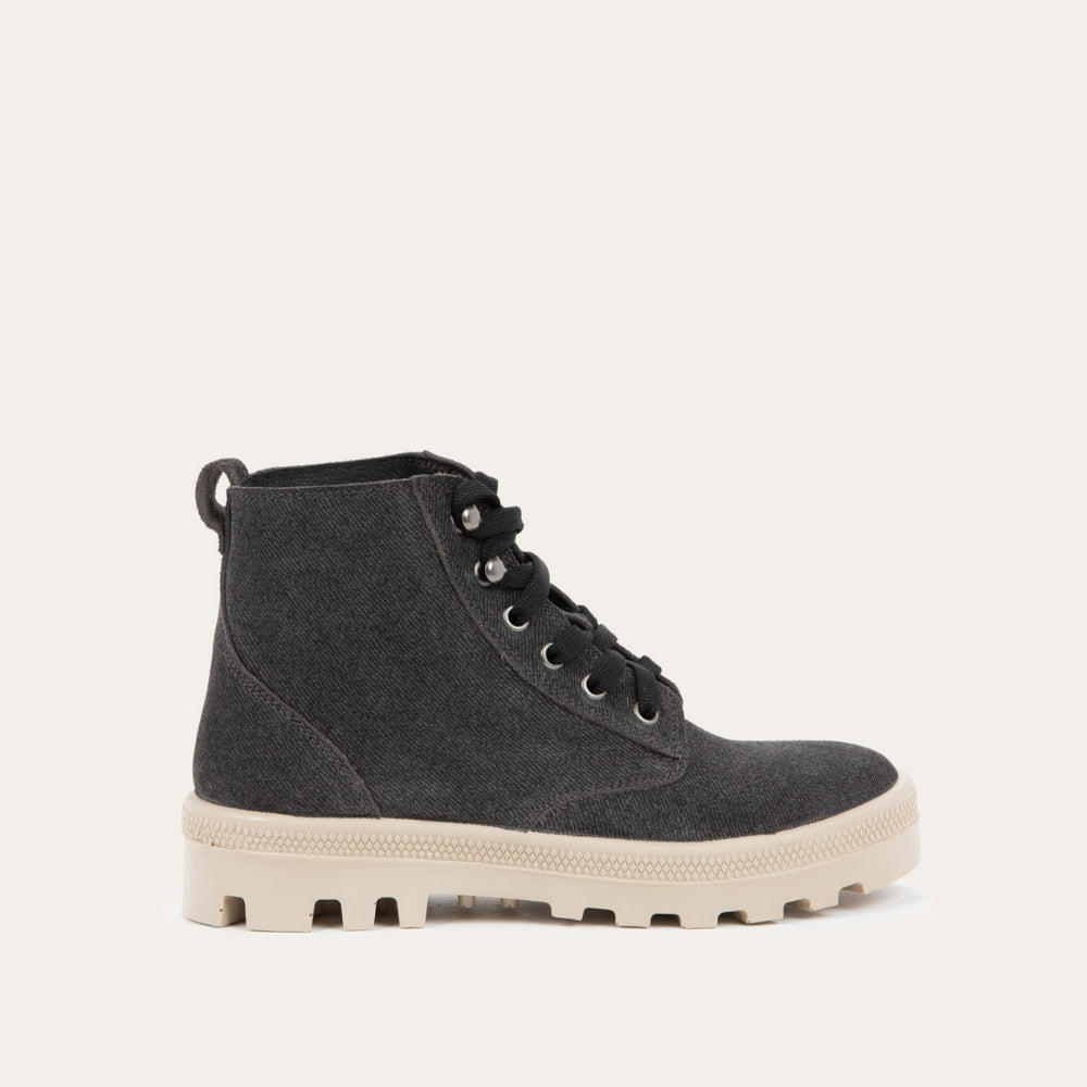 Hunter Green Suede,35