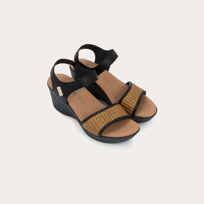 Naot Summer Raffia