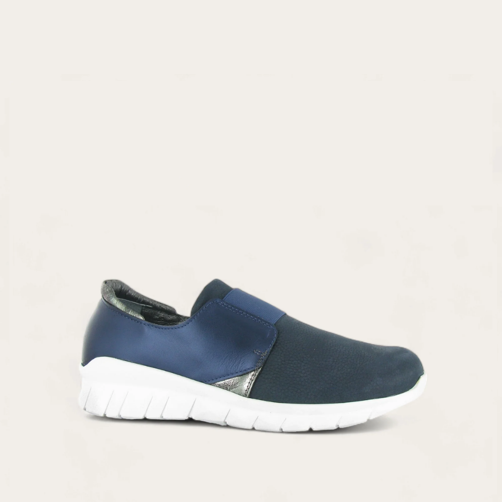 Navy Velvet Nubuck/Polar Sea Lthr/Metallic Onyx Lthr,35