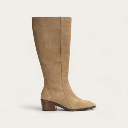 Almond Suede,35