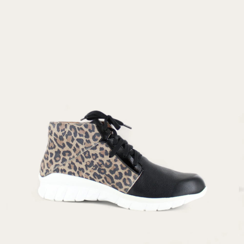 Soft Black Lthr/Cheetah Suede/Black Luster Lthr,35