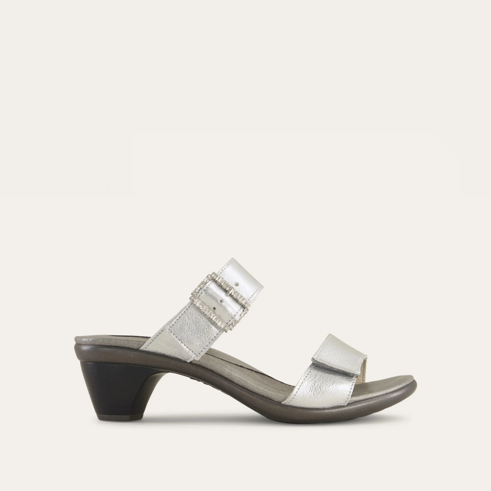Soft Silver Lthr,35