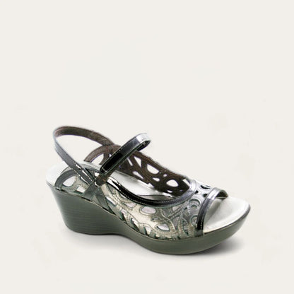Black Patent/Metallic Road Lthr,35