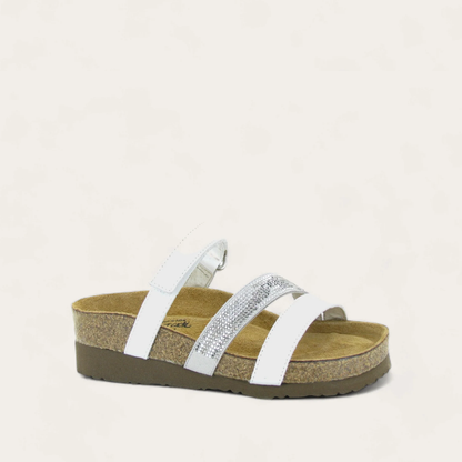 White Pearl Lthr/White Multi Rivets,35
