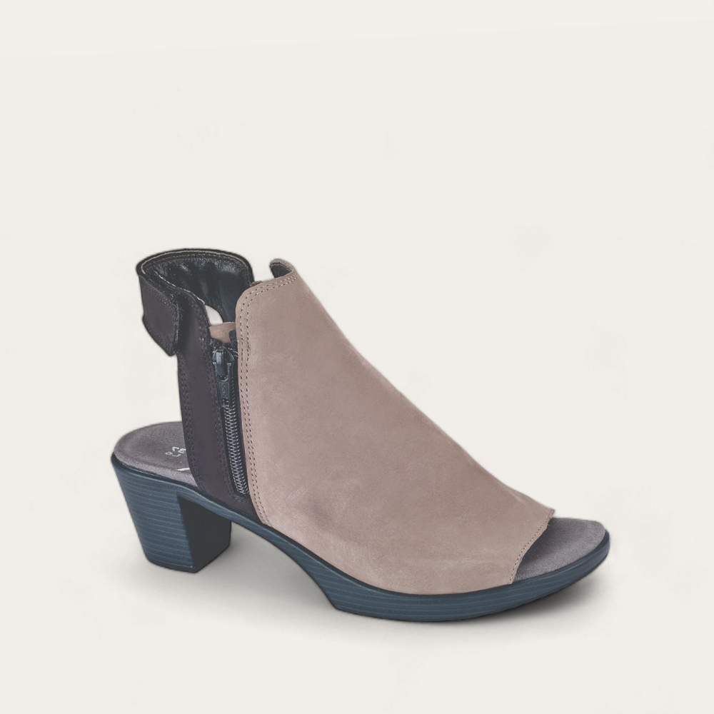 Stone Nubuck/Black Velvet Nubuck,35