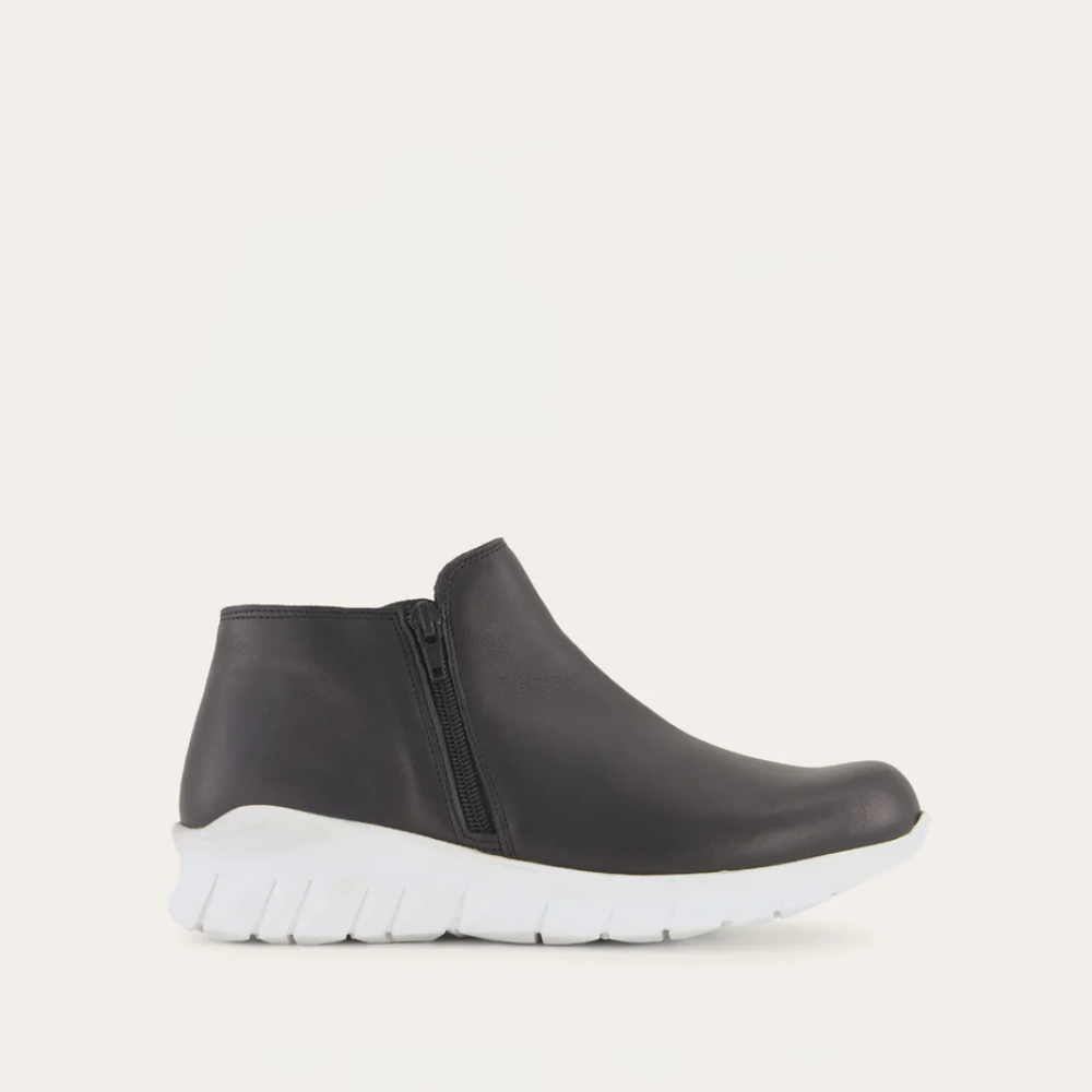 Jet Black Leather,35