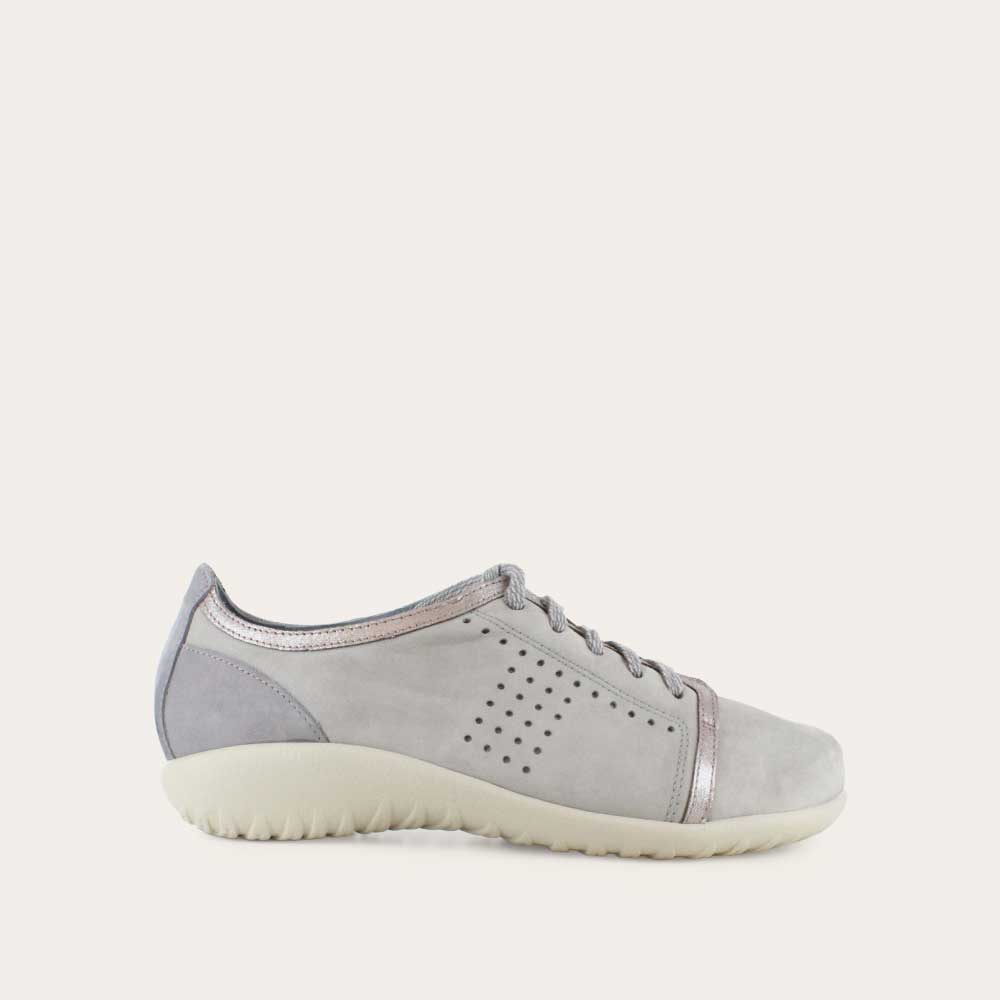 Light Gray Nubuck/Silver Threads Lthr/Smoke Gray Nubuck,35